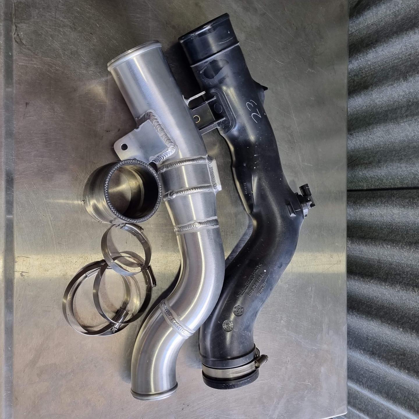 Isuzu NPR & Isuzu NPS 2018 Onwards Truck Intercooler Pipe Upgrade Kit