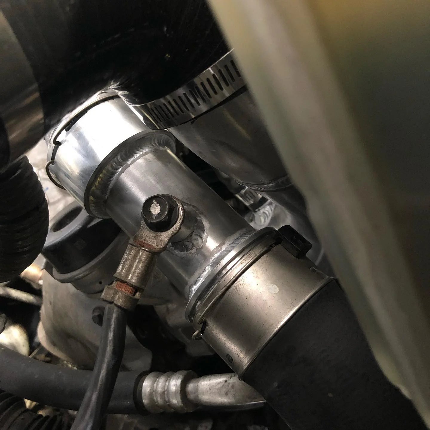 Navara NP300 RX Single Turbo Hot Pipe