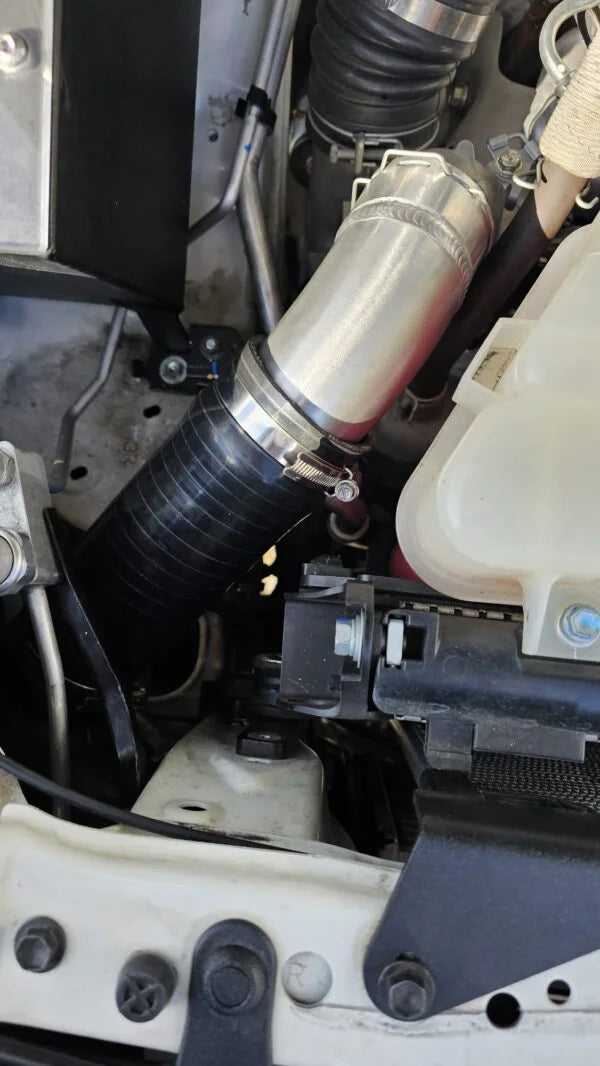 Toyota Hilux N80 MY21+ Facelift 2.8L 2.5″ Intercooler Pipe Kit