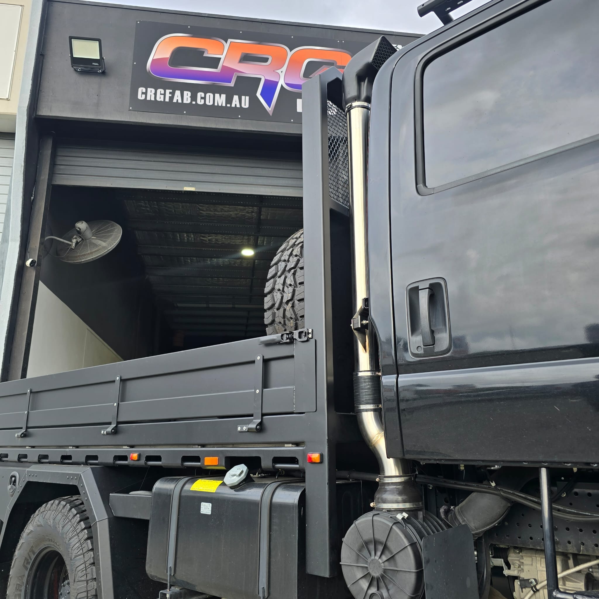 Isuzu NPS Crew Cab Truck 4″ Stainless Steel Snorkel Kit