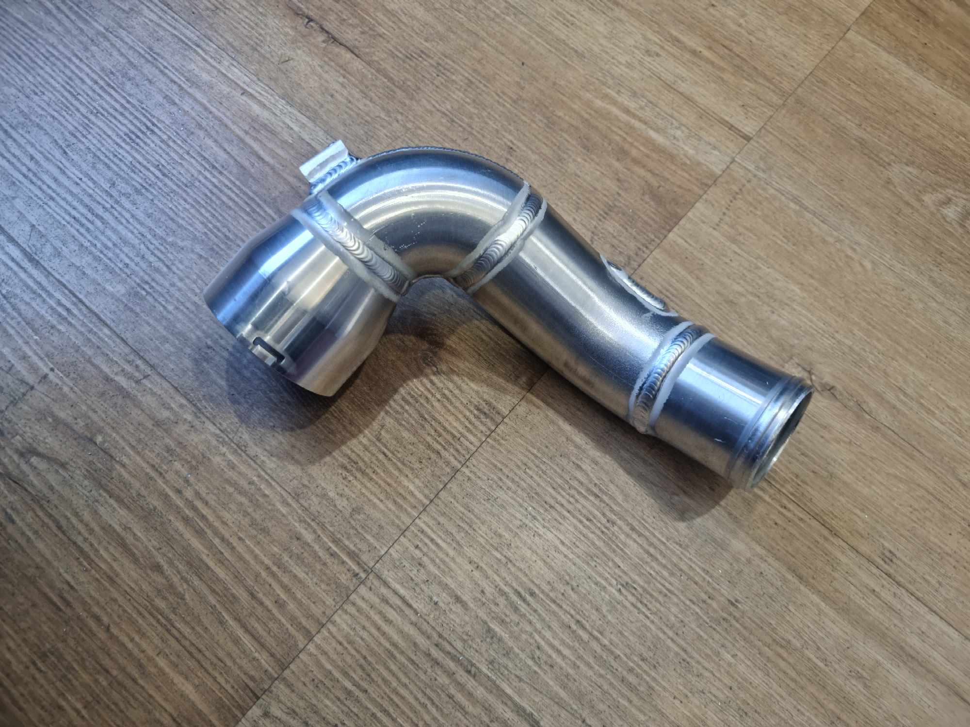 Navara NP300 Throttle Body Pipe