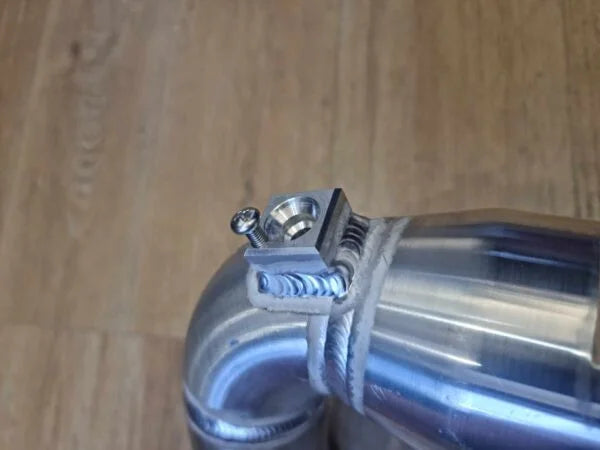 Navara NP300 Throttle Body Pipe